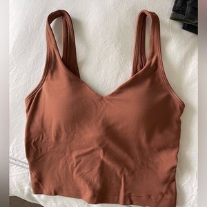 Lululemon women’s workout top in size 2. Never worn!